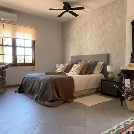 Puerto Marina Villa *